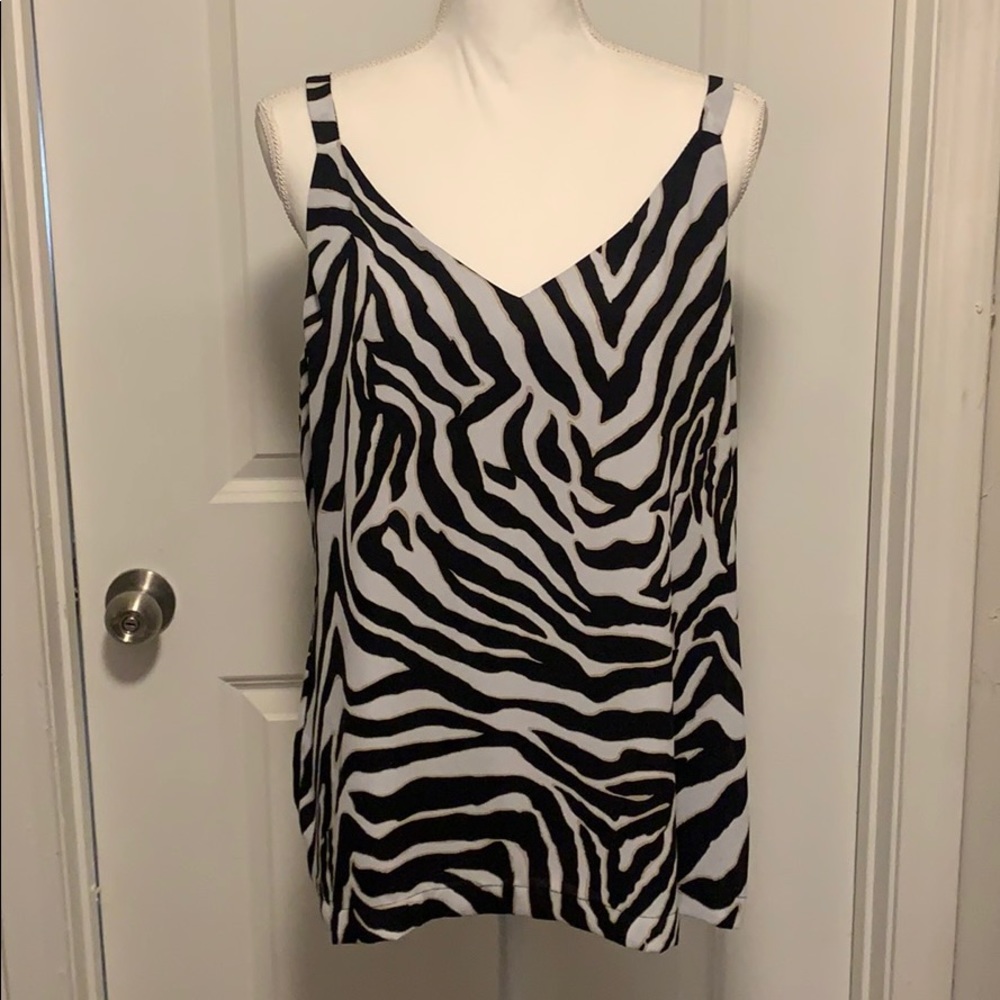 WhiteHouseBlackMarket animal print v-neck tank